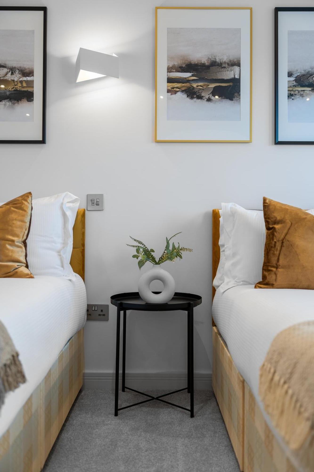 Livestay-Modern & Stylish Apartments In Didcot Extérieur photo